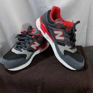 New Balance 530 grey black and red